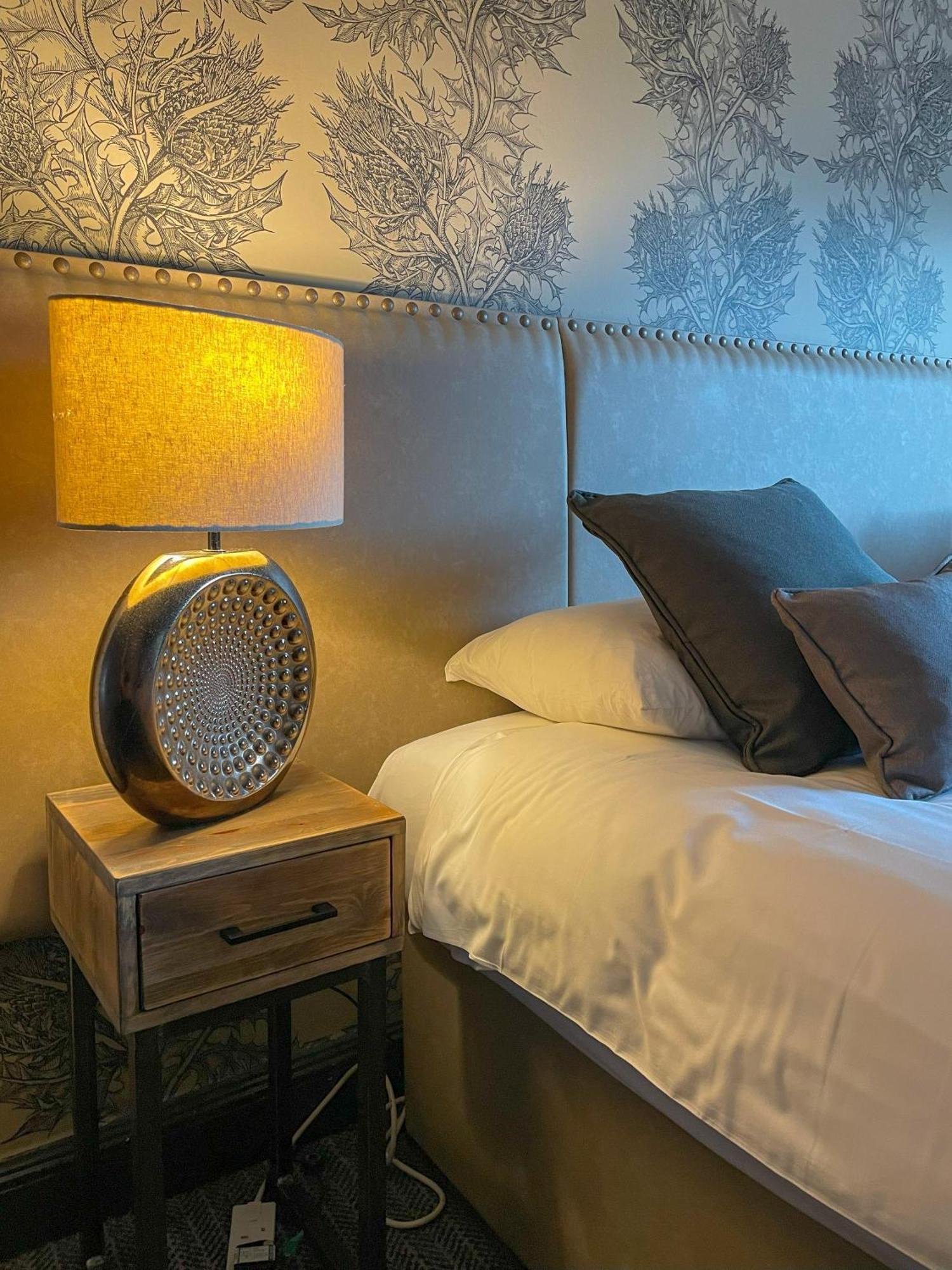 Traquair Arms Hotel Innerleithen Ngoại thất bức ảnh