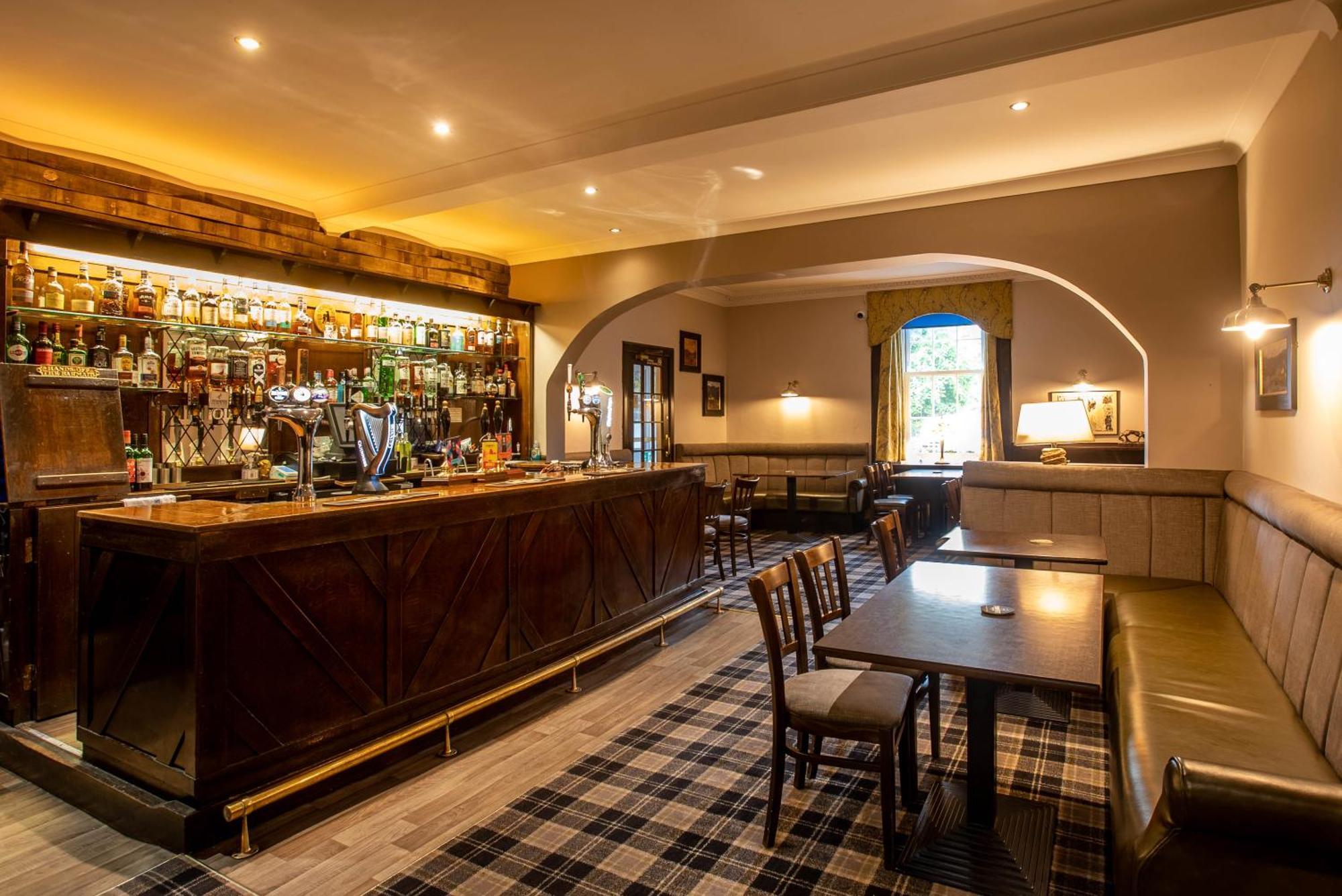 Traquair Arms Hotel Innerleithen Ngoại thất bức ảnh