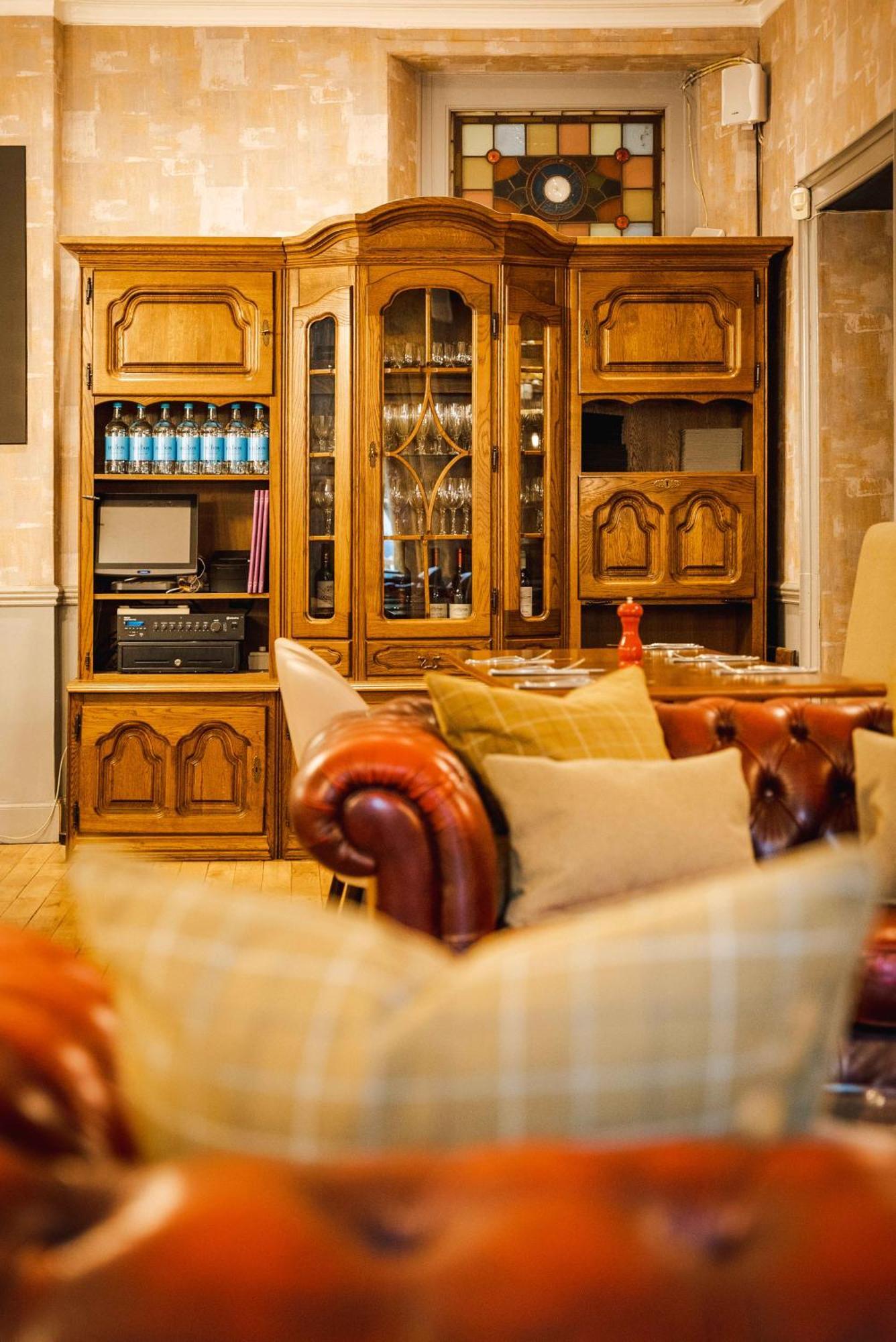Traquair Arms Hotel Innerleithen Ngoại thất bức ảnh