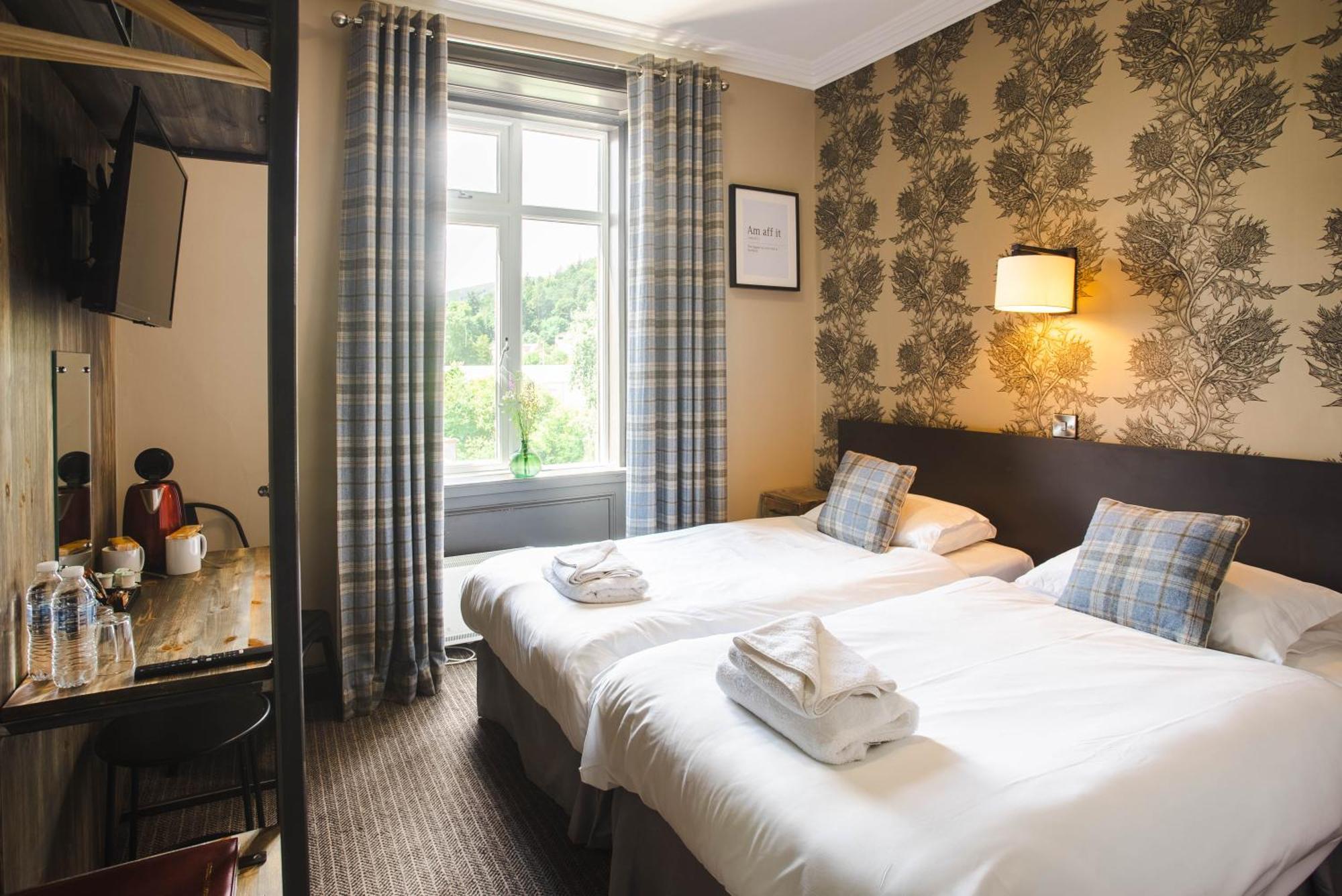 Traquair Arms Hotel Innerleithen Ngoại thất bức ảnh