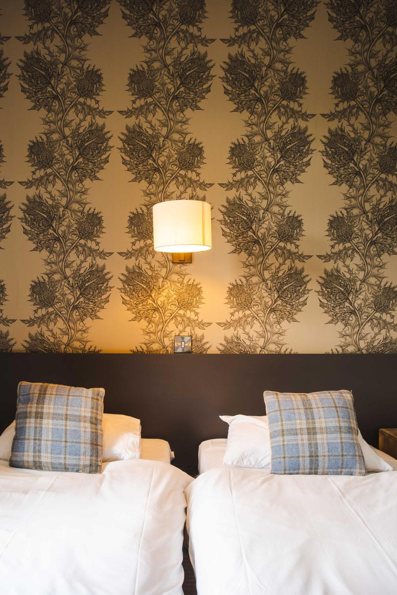 Traquair Arms Hotel Innerleithen Ngoại thất bức ảnh
