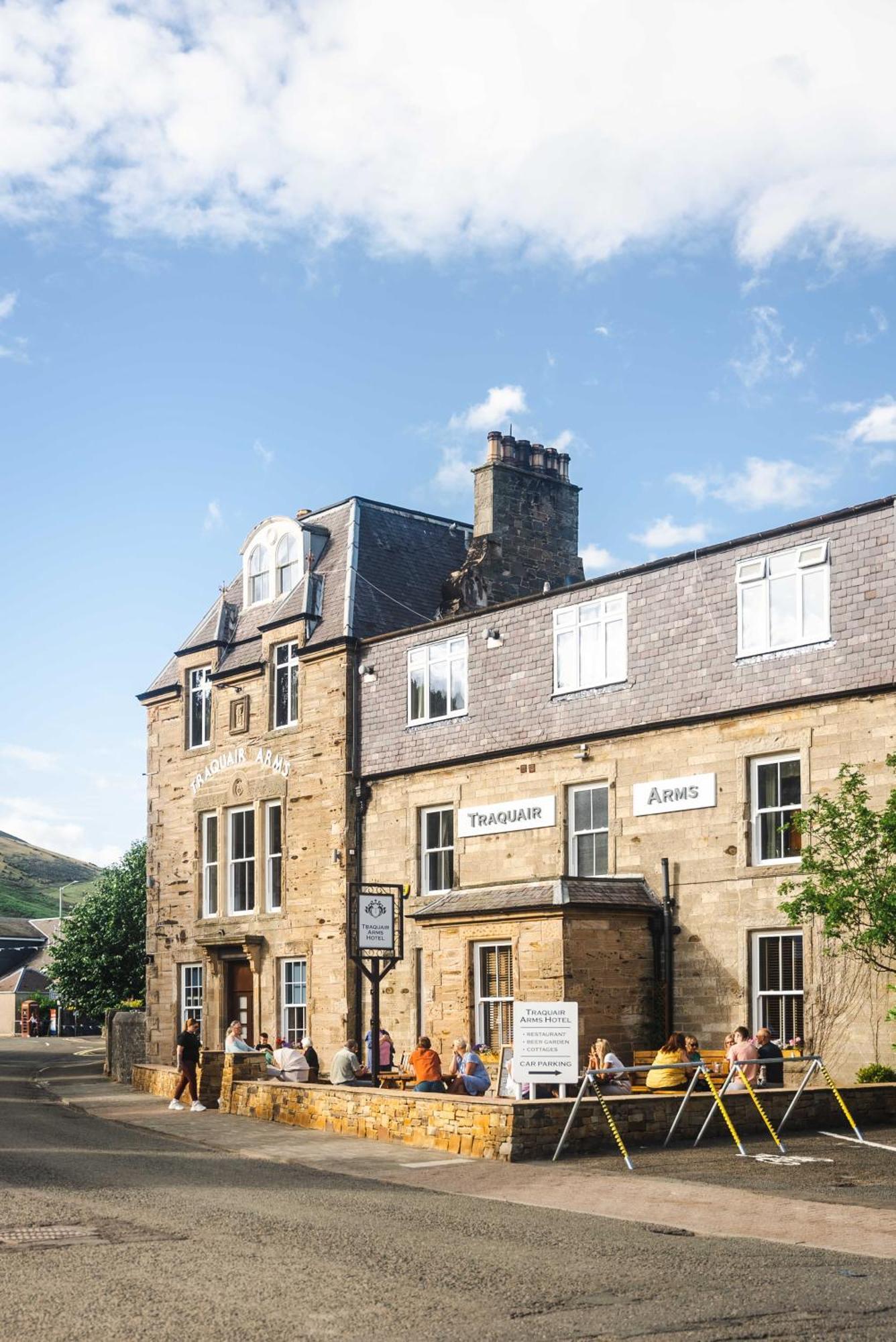 Traquair Arms Hotel Innerleithen Ngoại thất bức ảnh